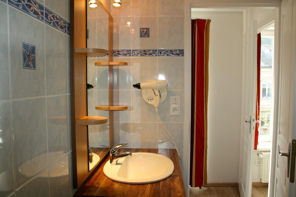 Residence Maison Blanche Plombieres-les-Bains Exterior photo